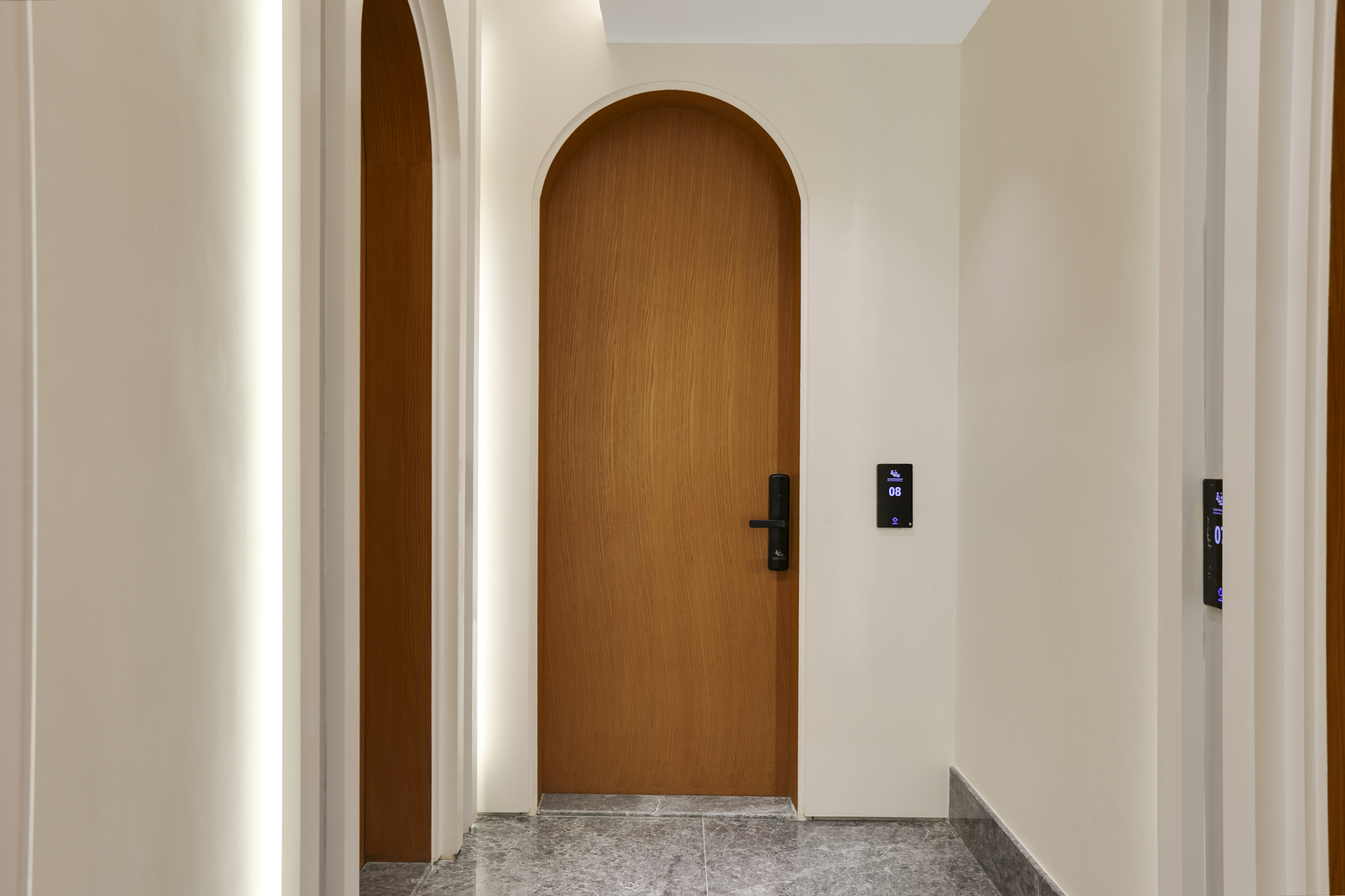 14 - Image 6